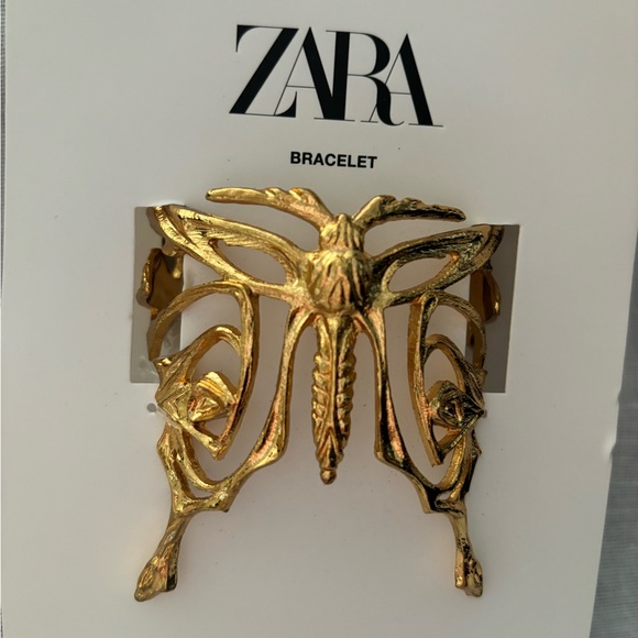 Zara Braclet - Picture 2 of 3